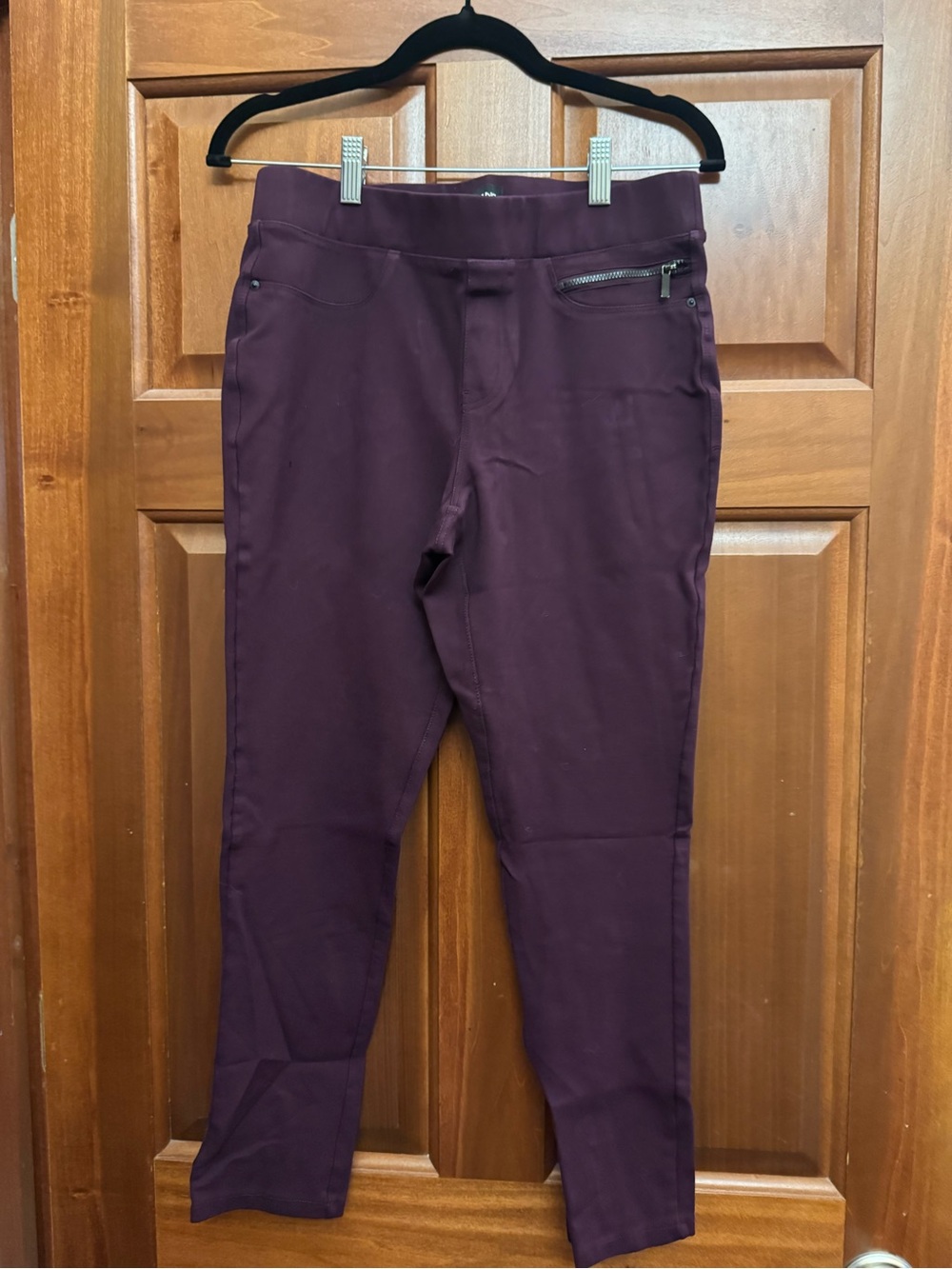 DKNY Plum Jeggings
